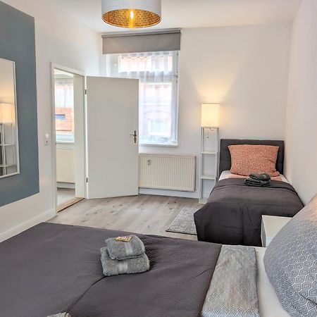 Casa Apartment Modern Vintage Flexibilitaet Pur- Perfektes Apartment Fuer Familien Und Geschaeftsreisende 5 Schlafplaetze, Vollausstattung, Amazon Prime & Parkplatz Inklusive Magdeburg Exterior foto
